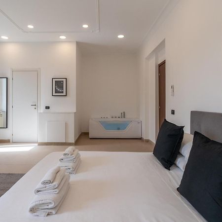 San Giovanni Comfort Suite Rzym Zewnętrze zdjęcie