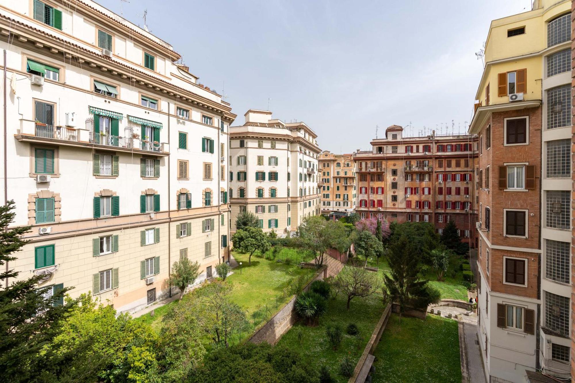San Giovanni Comfort Suite Rzym Zewnętrze zdjęcie